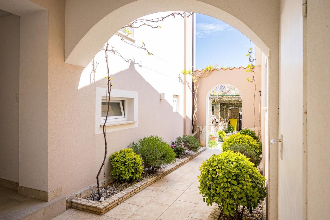 Casa Bellavista Villa Banjole Exterior photo
